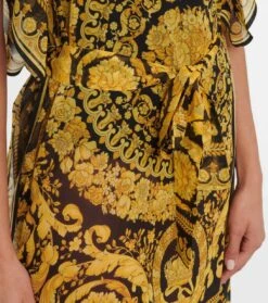 Versace Kaftan Aus Seide Mit Print -Odabashsa Geschaft P00574083 d2