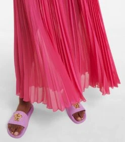 Versace Plissierter Maxirock Greca Border -Odabashsa Geschaft P00698985 d2