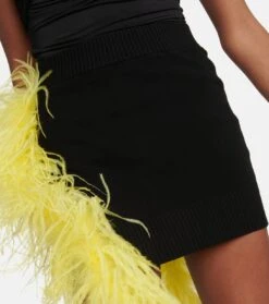 Minirock Aus Strick Mit Federn -Odabashsa Geschaft P00741807 d2