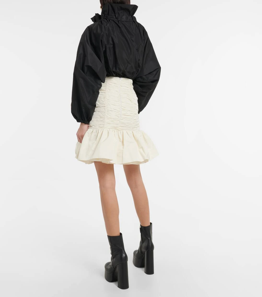 Minirock Aus Faille 3 Minirock Aus Faille – Bild 3